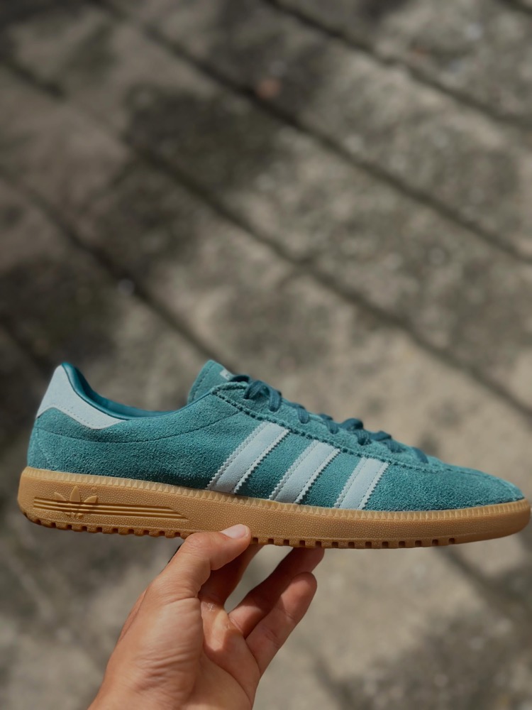Adidas Bermuda Turquesa